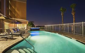 Cambria Hotel & Suites Miami Airport - Blue Lagoon